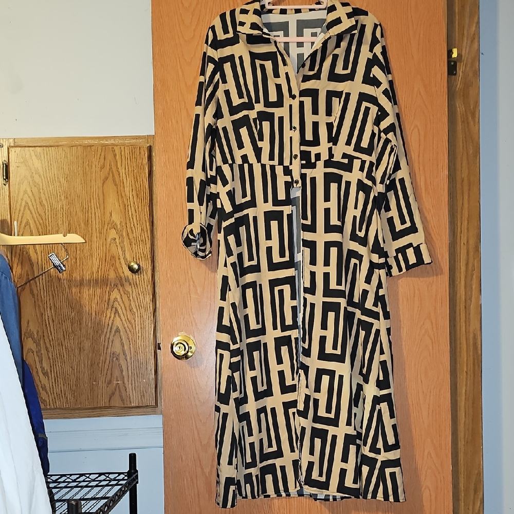 SHEIN Black and Tan Geometric Long Sleeve Dress So So Cute